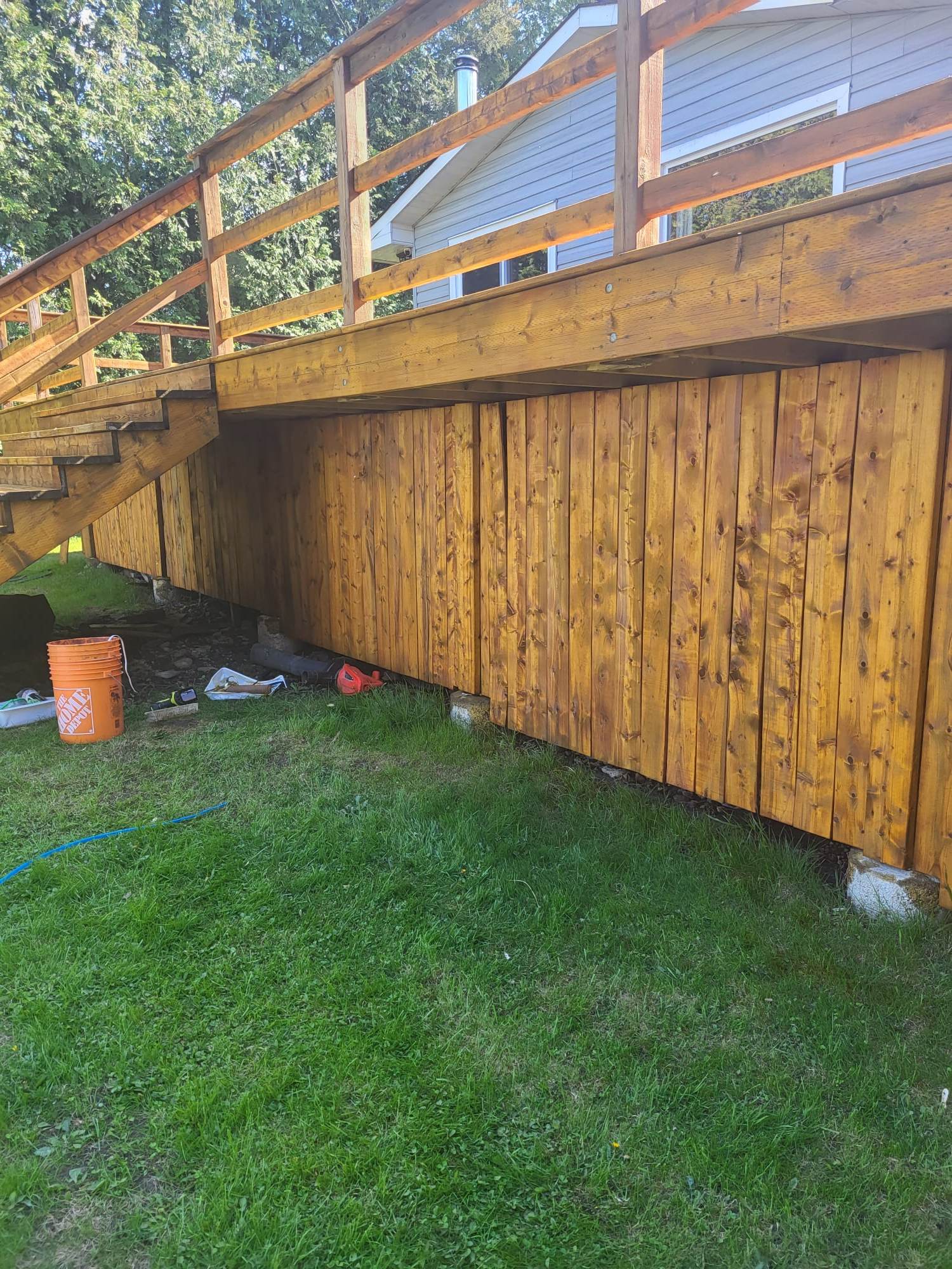 Deck Staining in Lindsay, ON