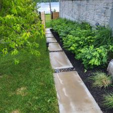 House-Pavers-and-Pool-Deck-Cleaning-in-Ennismore-ON 1