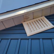 Soffit-Cleaning-in-Lindsay-Ontario 0