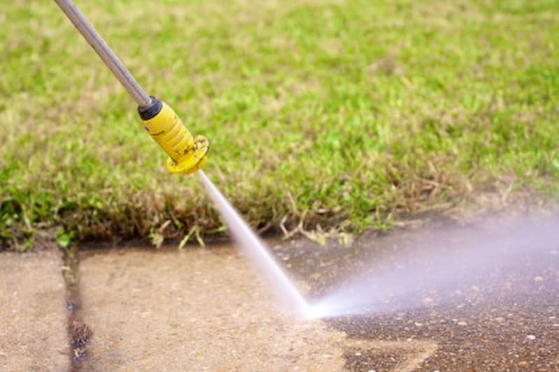 Sidewalk Cleaning & Salt Damage: Protecting Your Concrete Through Ontario Winters